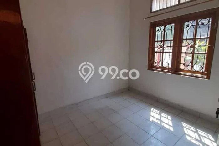 Rumah sewa siap huni 4 KT di Rawamangun, Jakarta Timur Rumah sewa siap huni 4 KT di Rawamangun, Jakarta Timur