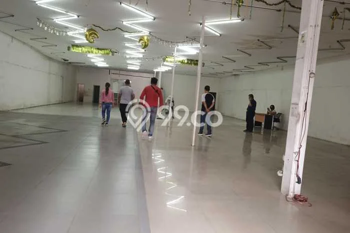 AREA POTENSIAL! Ruko di Pondok Bambu, Luas 390m², Lokasi Berkembang AREA POTENSIAL! Ruko di Pondok Bambu, Luas 390m², Lokasi Berkembang