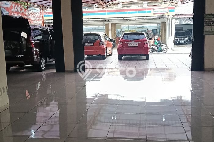 Ruko Disewa di Duren Sawit, Jakarta Timur, LT 250m2 / LB 350m2 Ruko Disewa di Duren Sawit, Jakarta Timur, LT 250m2 / LB 350m2