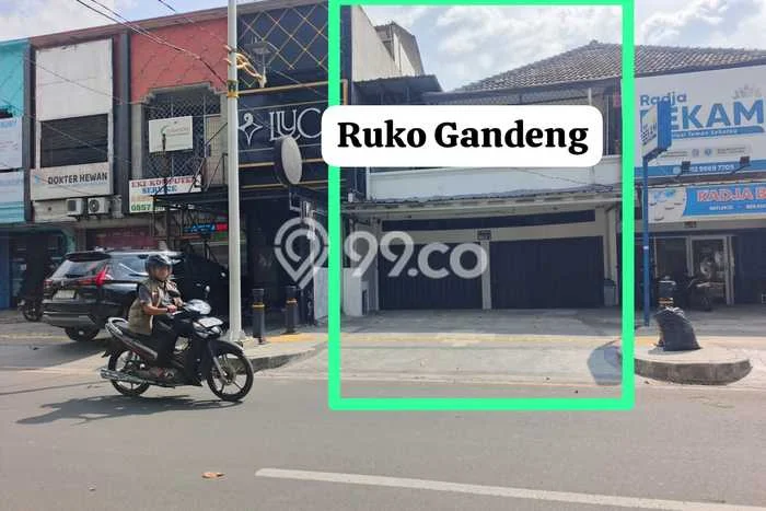 Disewakan Ruko komersial di Duren Sawit luas bangunan 150m2 Disewakan Ruko komersial di Duren Sawit luas bangunan 150m2