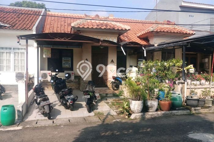 Rumah Luas Asri 2 KT Siap Pakai di Lippo Karawaci Tangerang Rumah Luas Asri 2 KT Siap Pakai di Lippo Karawaci Tangerang