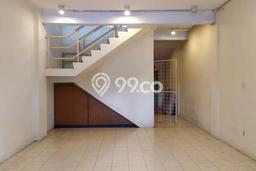 For Rent Ruko Strategis Kawasan Lippo Karawaci, Luas 180m², Jalan Strategis For Rent Ruko Strategis Kawasan Lippo Karawaci, Luas 180m², Jalan Strategis