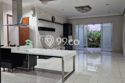Disewakan Rumah Harga Terjangkau di BSD De Park Tangerang dengan 4 Kamar Tidur Disewakan Rumah Harga Terjangkau di BSD De Park Tangerang dengan 4 Kamar Tidur