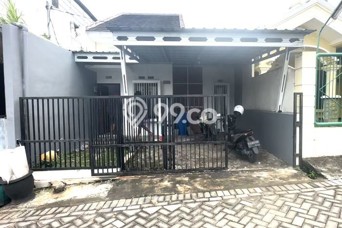 For Sale Rumah 3 Kamar Lokasi Ideal Bagus dan Strategis di Karangploso For Sale Rumah 3 Kamar Lokasi Ideal Bagus dan Strategis di Karangploso