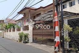 Rumah Elit Modern Siap Huni di Pejaten Jakarta Selatan Rumah Elit Modern Siap Huni di Pejaten Jakarta Selatan