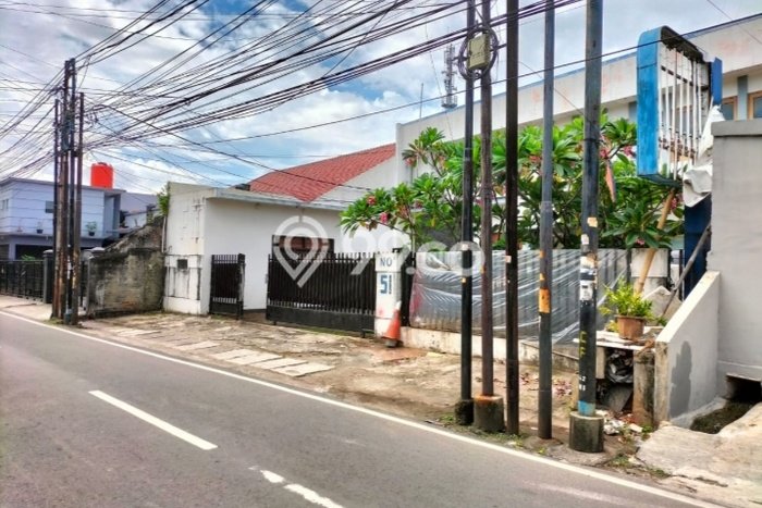 Komersial Bagus Dijual LB 1159m2 Lokasi Strategis Jakarta Selatan Area Cocok untuk Berbisnis Komersial Bagus Dijual LB 1159m2 Lokasi Strategis Jakarta Selatan Area Cocok untuk Berbisnis