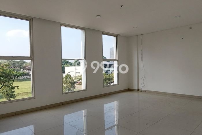 Ruko Dijual di BSD Tangerang Selatan dengan Luas Bangunan 855m2 Ruko Dijual di BSD Tangerang Selatan dengan Luas Bangunan 855m2
