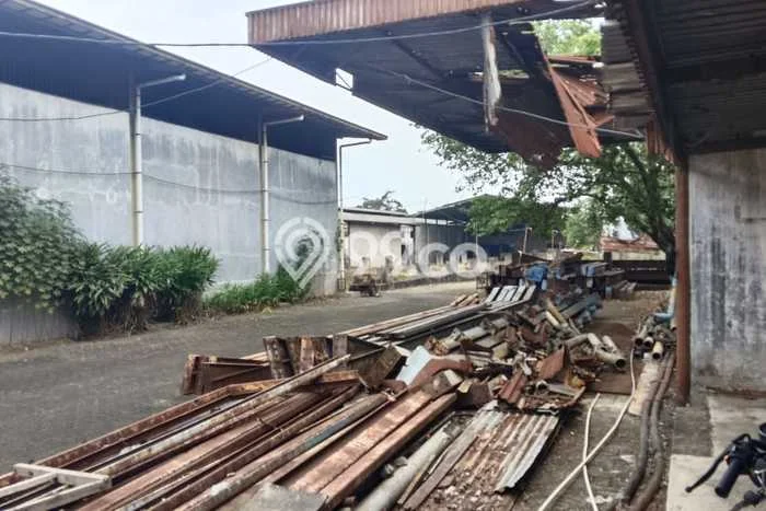 Unit Pabrik Dijual di Karawaci Tangerang Luas Tanah 14m2, Luas Bangunan 4363m2 Unit Pabrik Dijual di Karawaci Tangerang Luas Tanah 14m2, Luas Bangunan 4363m2
