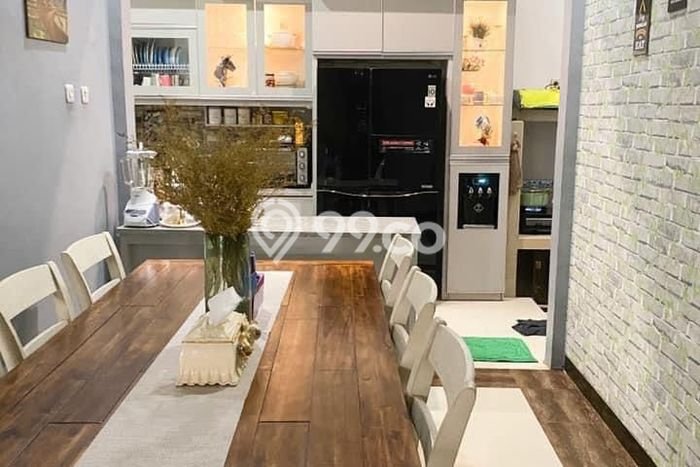 Rumah Elit LB 300m2 Siap Huni Desain Elegan di Cengkareng Barat, Jakarta Barat Rumah Elit LB 300m2 Siap Huni Desain Elegan di Cengkareng Barat, Jakarta Barat