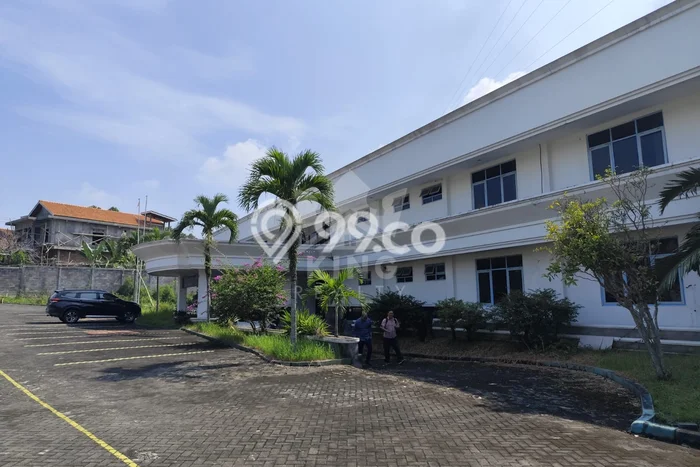Unit Gudang Dijual di Pringapus Semarang Luas Tanah 35000m2, Luas Bangunan 17000m2 Unit Gudang Dijual di Pringapus Semarang Luas Tanah 35000m2, Luas Bangunan 17000m2