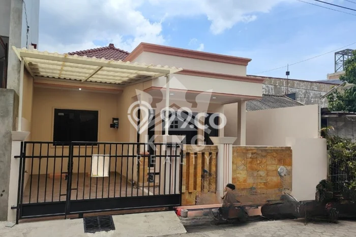 Disewakan Segera Rumah Kondisi Baik di Kawasan Semarang Tengah, Semarang Disewakan Segera Rumah Kondisi Baik di Kawasan Semarang Tengah, Semarang