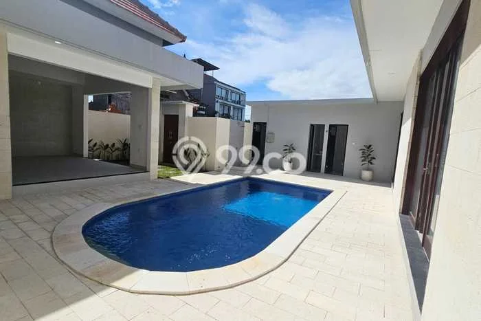 Rumah Disewakan Badung LT 200m2 LB 100m2 Kawasan Seminyak Rumah Disewakan Badung LT 200m2 LB 100m2 Kawasan Seminyak