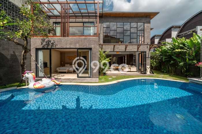 For Sale! Premium House LT 500m2 Desain Modern di Kerobokan For Sale! Premium House LT 500m2 Desain Modern di Kerobokan