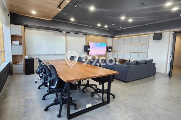 Unit Kantor disewakan di Kelapa Gading Jakarta Utara dengan LT 100m2 / LB 100m2 Unit Kantor disewakan di Kelapa Gading Jakarta Utara dengan LT 100m2 / LB 100m2