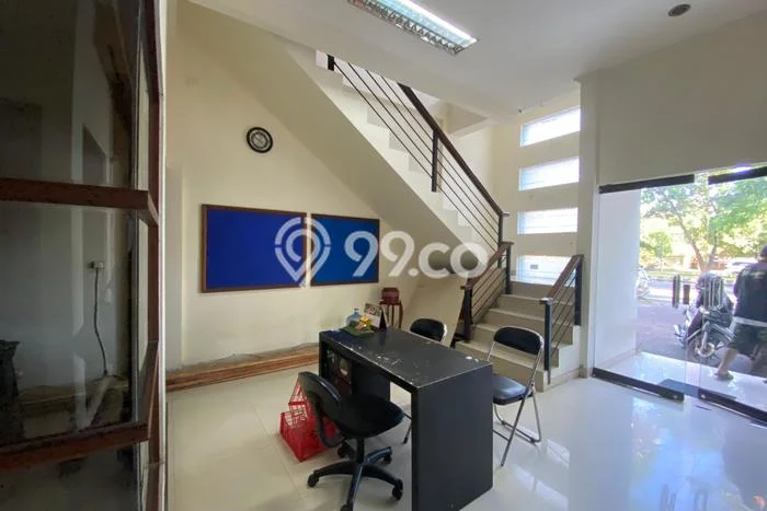 Unit Ruko Dijual di Denpasar LT 201m2 & LB 305m2 Unit Ruko Dijual di Denpasar LT 201m2 & LB 305m2