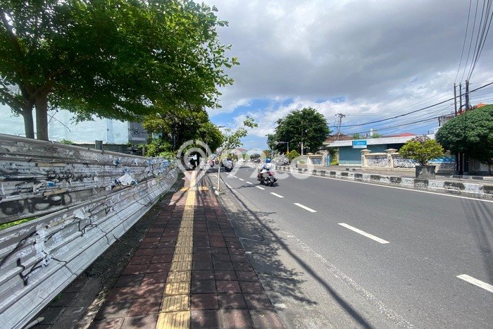 Lahan Dijual Lokasi Denpasar Barat, Denpasar dengan Luas Tanah 2863m2 dan Status SHM Lahan Dijual Lokasi Denpasar Barat, Denpasar dengan Luas Tanah 2863m2 dan Status SHM