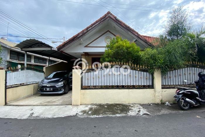 Jual Rumah Minimalis Bagus Punya 4 KT di Denpasar Barat Denpasar SHM Jual Rumah Minimalis Bagus Punya 4 KT di Denpasar Barat Denpasar SHM