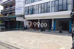AREA BERKEMBANG! Ruko Disewakan di Denpasar Timur, Luas 240m², Siap Bisnis AREA BERKEMBANG! Ruko Disewakan di Denpasar Timur, Luas 240m², Siap Bisnis