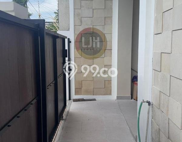 HOT LISTING! Rumah Siap Huni lokasi Pemecutan Kaja, Denpasar, Luas 103m² LB 243m² HOT LISTING! Rumah Siap Huni lokasi Pemecutan Kaja, Denpasar, Luas 103m² LB 243m²