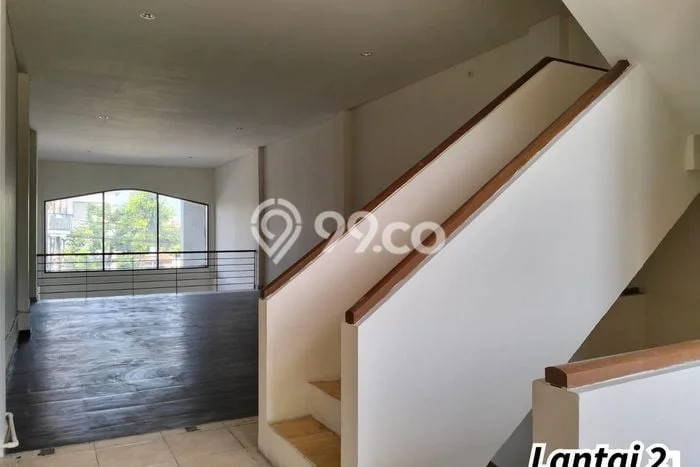 Ruko Dijual di Badung LT 185m2 & LB 250m2 Lokasi Terbaik! Ruko Dijual di Badung LT 185m2 & LB 250m2 Lokasi Terbaik!
