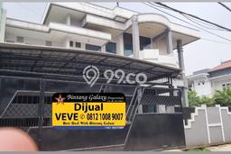 Ready to Use! Luxury House LT 255m2 Desain Modern di Galaxy Ready to Use! Luxury House LT 255m2 Desain Modern di Galaxy