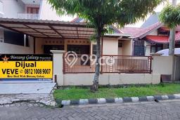 Rumah Strategis Minimalis Lb 150m2 di Rawalumbu, Bekasi Rumah Strategis Minimalis Lb 150m2 di Rawalumbu, Bekasi