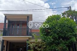 Rumah Modern 4 KT di Kemang Pratama Bekasi Semi Furnished Rumah Modern 4 KT di Kemang Pratama Bekasi Semi Furnished