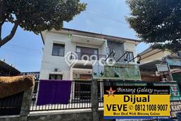 For Sale! Luxury House LT 474m2 Desain Modern di Harapan Indah For Sale! Luxury House LT 474m2 Desain Modern di Harapan Indah