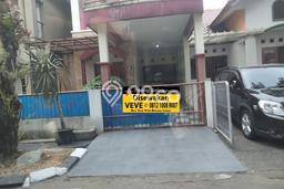 Jarang Ada! Rumah Kontrakan 3 Kamar Bagus Siap Huni Kemang Pratama Jarang Ada! Rumah Kontrakan 3 Kamar Bagus Siap Huni Kemang Pratama