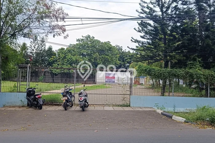 Untuk Disewa Tanah di Jakarta Timur, Luas 2511m2 Area Berkembang Untuk Disewa Tanah di Jakarta Timur, Luas 2511m2 Area Berkembang