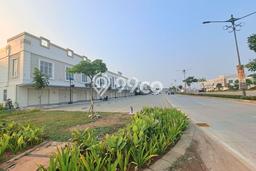 Disewakan Ruko di Kawasan Ramai Jababeka Luas 80m2 Disewakan Ruko di Kawasan Ramai Jababeka Luas 80m2