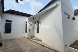 Rumah Modern Minimalis 3 Kamar Siap Huni di Ciputat Rumah Modern Minimalis 3 Kamar Siap Huni di Ciputat