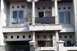 For Sale Hunian Rumah Terawat 3 KT di Rempoa, Tangerang Selatan For Sale Hunian Rumah Terawat 3 KT di Rempoa, Tangerang Selatan