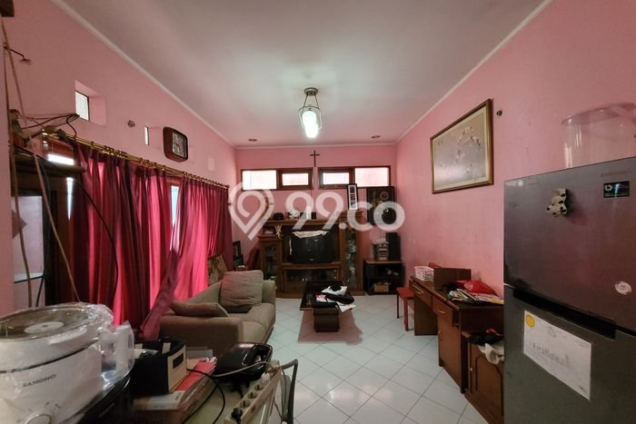 Rumah Elit Modern Tanpa Renovasi di Setra Duta Bandung Rumah Elit Modern Tanpa Renovasi di Setra Duta Bandung