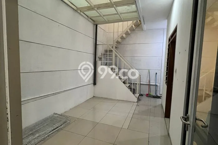 Ruko Dijual di Bandung LT 150m2 & LB 300m2 Lokasi Terbaik! Ruko Dijual di Bandung LT 150m2 & LB 300m2 Lokasi Terbaik!