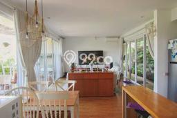Ready to Use! Premium House LT 650m2 Desain Modern di Dago Ready to Use! Premium House LT 650m2 Desain Modern di Dago