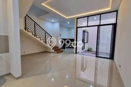 Dijual Rumah Eksklusif 4 KT di Taman Kopo Indah, Bandung Dijual Rumah Eksklusif 4 KT di Taman Kopo Indah, Bandung