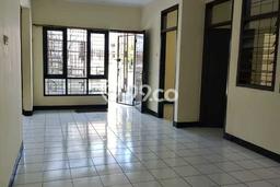 Rumah Modern 3 Kamar LT 102m2 di Taman Kopo Indah Rumah Modern 3 Kamar LT 102m2 di Taman Kopo Indah