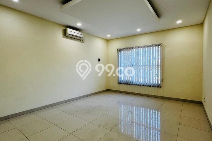 Unit Ruko Dijual di Bandung LT 283m2 & LB 570m2 Unit Ruko Dijual di Bandung LT 283m2 & LB 570m2