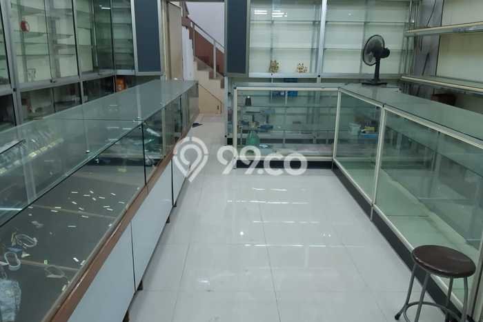 Ruko Bagus Dijual LB 231m2 Lokasi Strategis Bandung Area Cocok untuk Bisnis Ruko Bagus Dijual LB 231m2 Lokasi Strategis Bandung Area Cocok untuk Bisnis