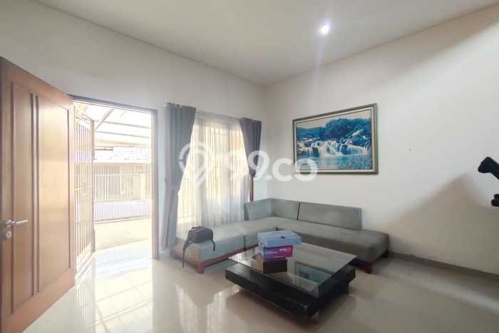 Ready to Use! Premium House LT 232m2 Desain Elegan di Bandung Kota Ready to Use! Premium House LT 232m2 Desain Elegan di Bandung Kota