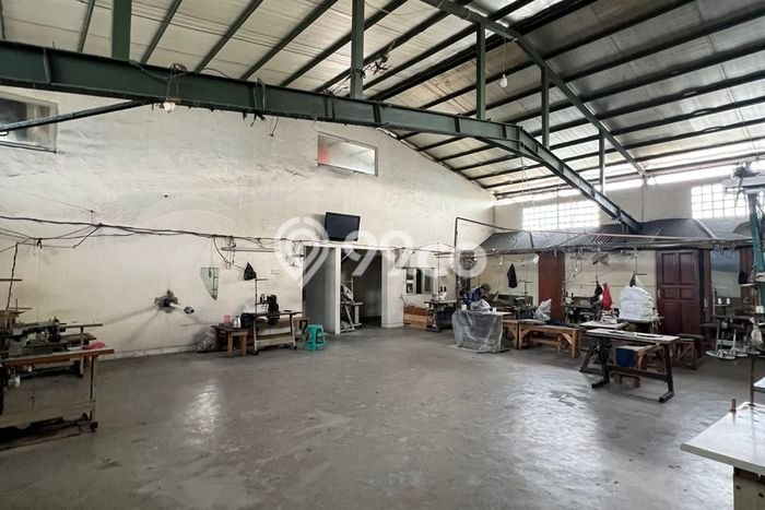 Untuk Dijual! Gudang di Bandung Kota Bandung LT 276m2 / LB 700m2 Kawasan Bisnis Untuk Dijual! Gudang di Bandung Kota Bandung LT 276m2 / LB 700m2 Kawasan Bisnis