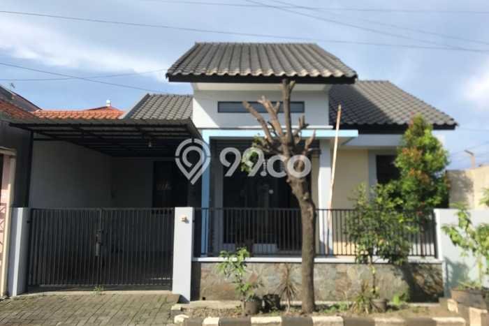 Rumah Modern Cantik 3 Kamar Bisa Langsung Pindah di Wiyung Rumah Modern Cantik 3 Kamar Bisa Langsung Pindah di Wiyung