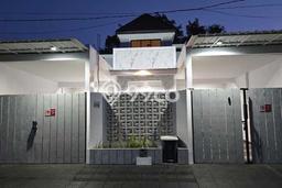 Rumah Mewah Dijual LT 199m2 di Dukuh Pakis, Surabaya Rumah Mewah Dijual LT 199m2 di Dukuh Pakis, Surabaya