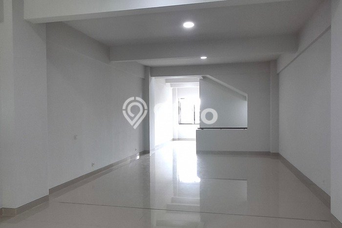 Ruko Dijual di Prime Area Surabaya Luas 425m2 Ruko Dijual di Prime Area Surabaya Luas 425m2