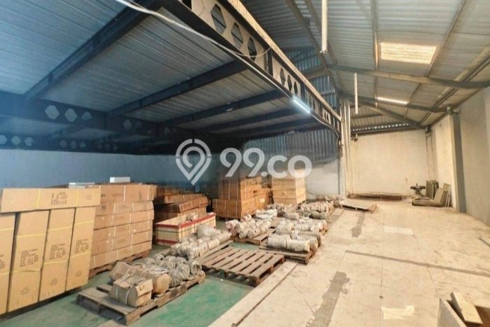 Unit Gudang Disewakan di Sunter di Area Ramai & Strategis Unit Gudang Disewakan di Sunter di Area Ramai & Strategis