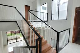 Hunian Elit LB 212m2 Siap Pakai Desain Elegan di Geger Kalong, Bandung Hunian Elit LB 212m2 Siap Pakai Desain Elegan di Geger Kalong, Bandung