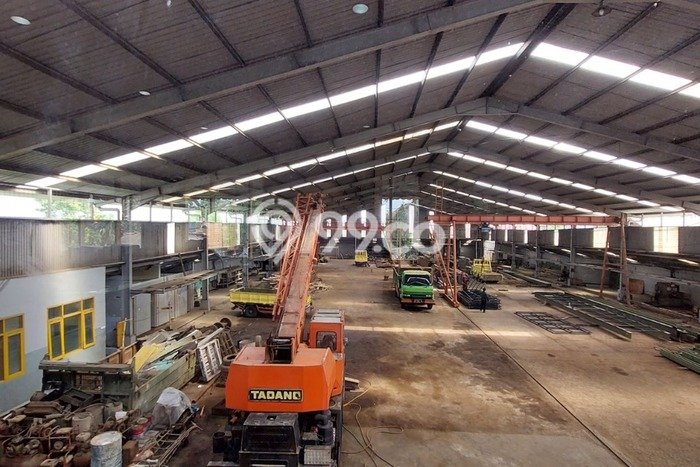 Gudang Dijual di Prime Area Bandung Luas 2750m2 Gudang Dijual di Prime Area Bandung Luas 2750m2