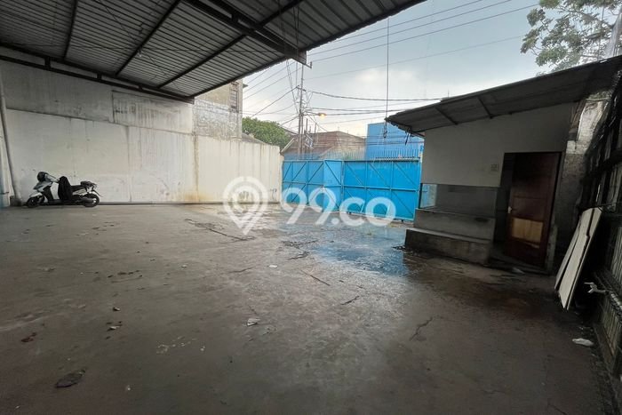 Gudang di Cigondewah, Luas 400m², Mainroad, Area Strategis Gudang di Cigondewah, Luas 400m², Mainroad, Area Strategis