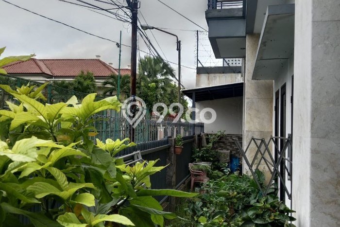 Rumah Elit LB 200m2 Siap Pakai Desain Elegan di BKR, Bandung Rumah Elit LB 200m2 Siap Pakai Desain Elegan di BKR, Bandung